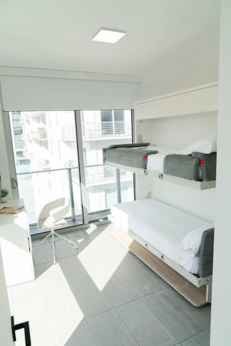 Charming 2 Bedroom Downtown Miami 2106 Free Parking エクステリア 写真